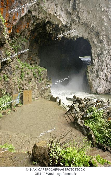 Caves Longgong, Longgong Dong area, Matou, Guizhou, China