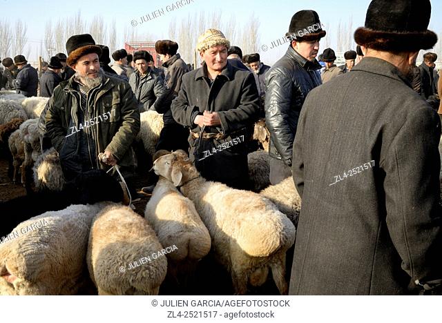 China, Xinjiang Uyghur Autonomous Region, Kashgar (Kashi), Sunday Livestock Market