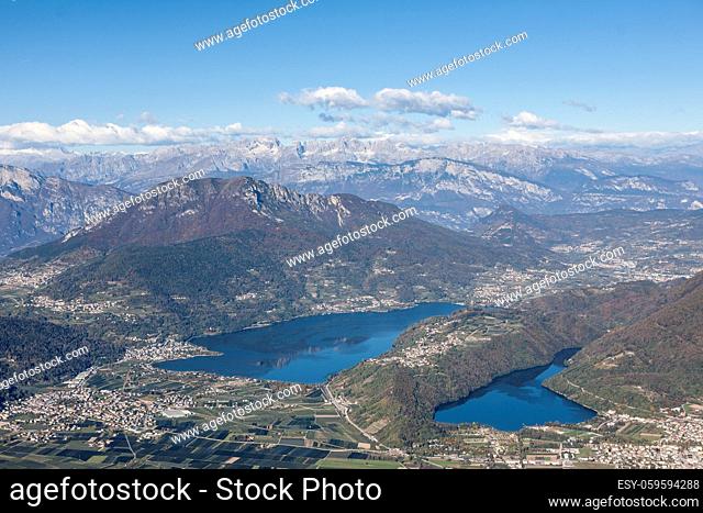 Vom Gipfel des Pizzo di Levico aus kann man einen herrlichen Blick auf das Valsugana mit dem Caldonazzosee und dem Lago di Levico genießen