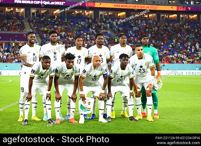 24 November 2022, Qatar, Doha: Soccer: World Cup, Portugal - Ghana, Preliminary Round, Group H, Matchday 1, Stadium 974, the players of the starting eleven of...