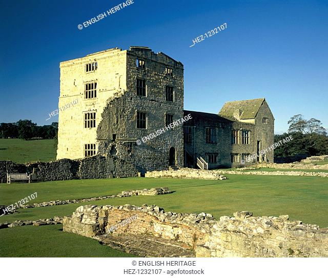 View of the Tudor mansion, Helmsley Castle, North Yorkshire, 1987. These Elizabethan buildings were constructed within the great 12th century Helmsley Castle