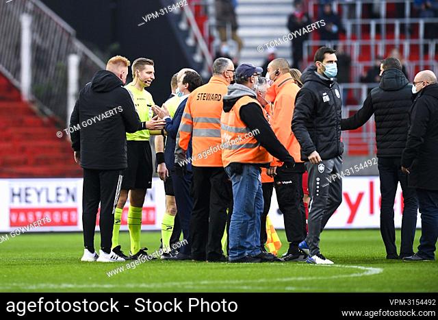 Referee Lawrence Visser and General manager Sven Jaecques pictured after a soccer match between Royal Antwerp FC RAFC and Standard de Liege