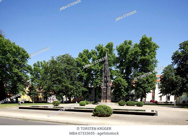 Greifswald, Rubenowplatz with Rubenow monument