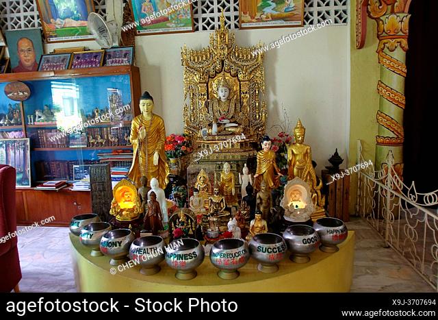 Reclining Buddha at Wat Chayamangkalaram, , Wat Chayamangkalaram, thai buddhist temple, Penang, Malaysia