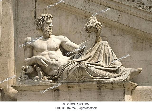 sculpture in piazza rome italy adroitness in