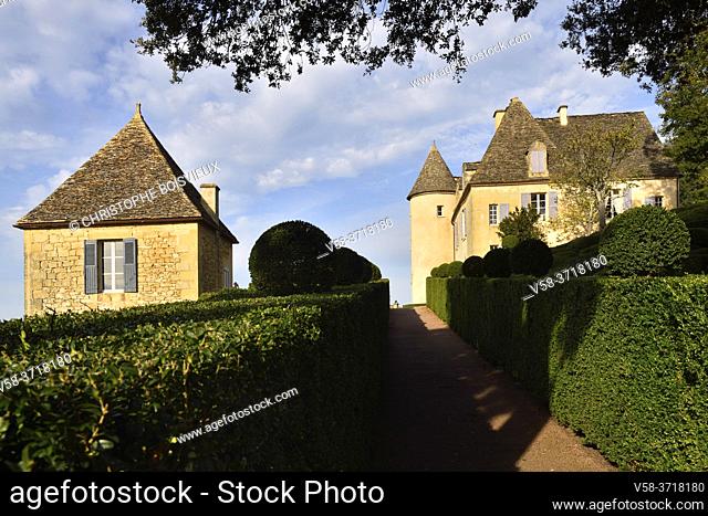 France, Dordogne, Vezac, Marqueyssac castle, The gardens