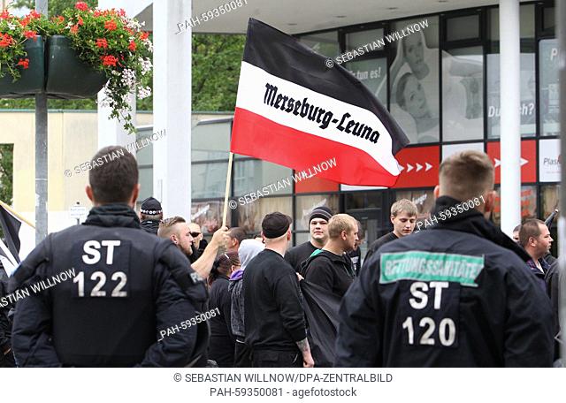 A right-wing demonstration in Merseburg, Germany, 20 June 2015. Photo: SEBASTIAN WILLNOW/ZB | usage worldwide. - Merseburg/Sachsen-Anhalt/Germany
