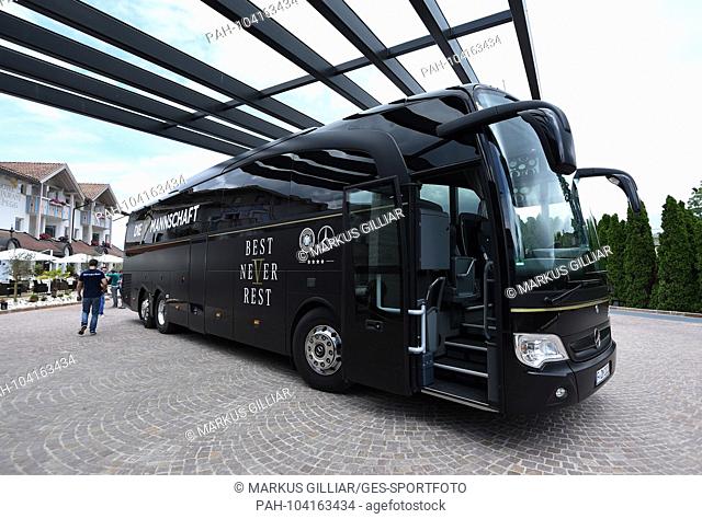The DFB-Mannschfatsbus drives at the Hotel Weinegg. Arrival at Hotel Winnegg Girlan / Appiano. GES / football / preparation for the 2018 World Cup