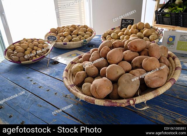 patatas ibicencas, Mercat Pagès, Centre ArtesÃ  Antoni Tur Gabrielet , Sant Francesc Xavier, Formentera, balearic islands, Spain