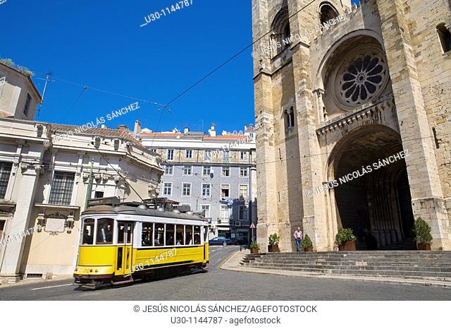 Tram next to the Se Cathedral in the Alfama district  Lisbon  Portugal