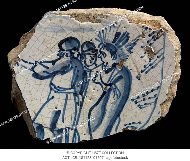 Fragment majolica dish, blue on white, on mirror three people in conversation, dish plate crockery holder earth discovery ceramic earthenware glaze