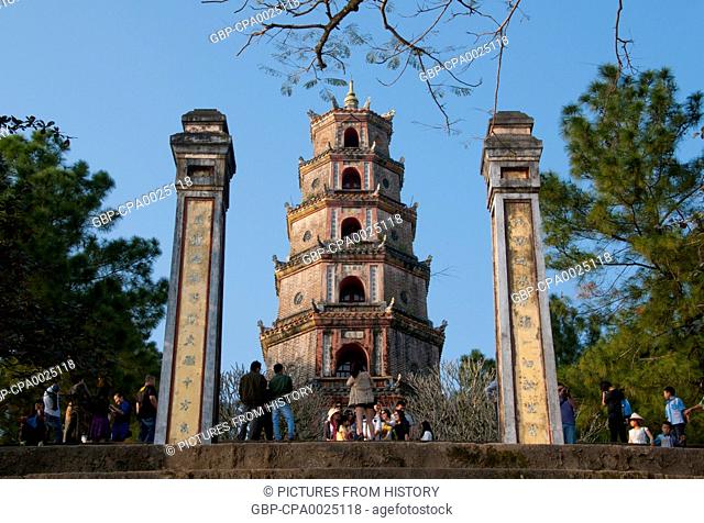 Vietnam: Thien Mu Pagoda, Hue