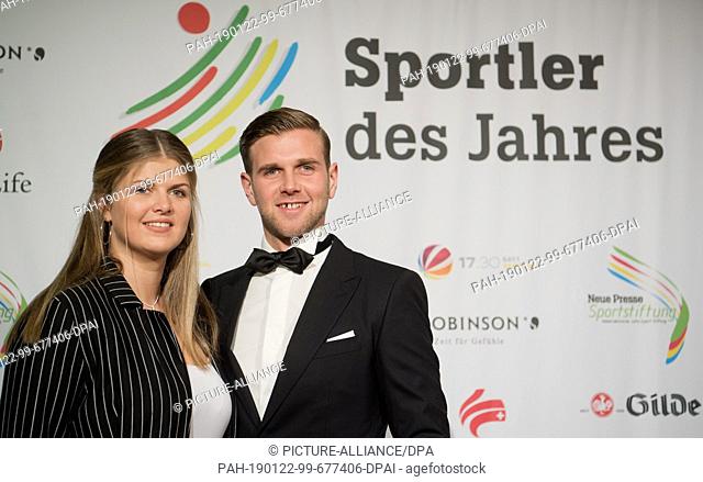 22 January 2019, Lower Saxony, Hannover: Anna-Lena Füllkrug and her brother Niclas Füllkrug, who both play football for Hannover 96