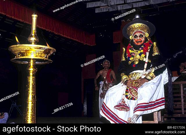 Koodiyattam, Kutiyattam, Sanskrit theatre performed in Kerala, India, Asia