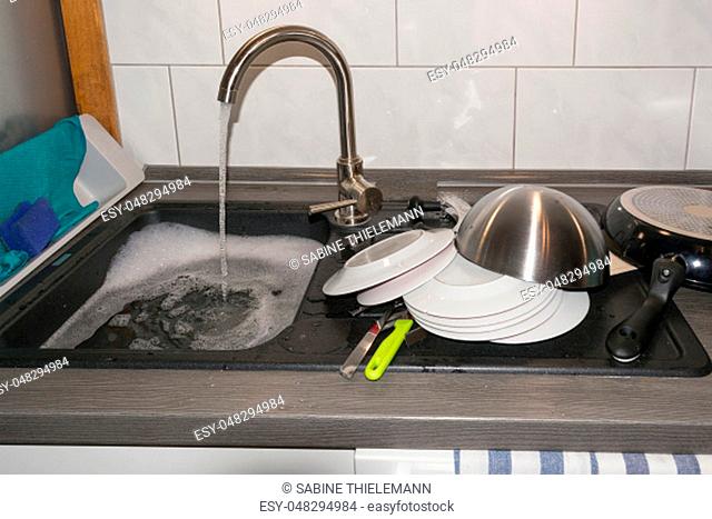 The clogged sink. Clogged pipes. Problems with the water supply