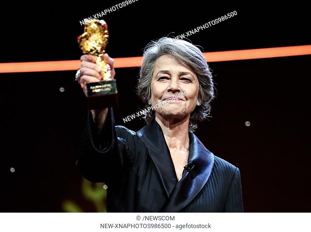 (190215) -- BERLIN, Feb. 15, 2019 (Xinhua) -- British actress Charlotte Rampling, winner of the Honorary Golden Bear prize for lifetime achievement