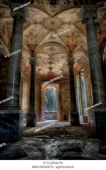 Novi Ligure, Piemonte, Italy, Abandoned house 1800