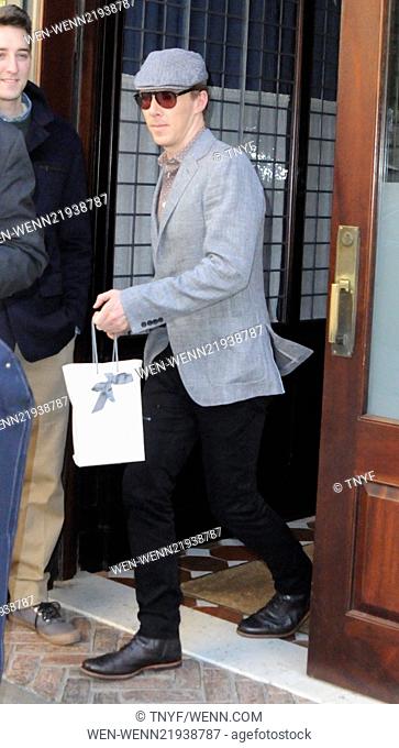Benedict Cumberbatch out in New York City holding a Annick Goutal gift bag Featuring: Benedict Cumberbatch Where: Manhattan, New York