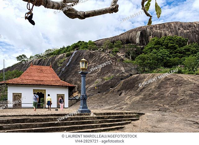 The Rock of the Dambulla Cave Temple Complex, North Central Province, Sri Lanka, Asia