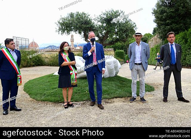 The artist Lorenzo Quinn with Eike Schmidt director Uffizi Museums, deputy mayor of Florence Cristina Giachi, Stefano Giovannetti mayor of Pietrasanta during...