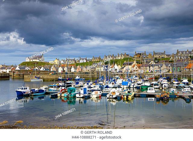 Findochty, Great Britain, Scotland, Europe, sea, tides, low, ebb, tide, harbour, port, ships, sailing ships, fishing boats, village, houses, homes