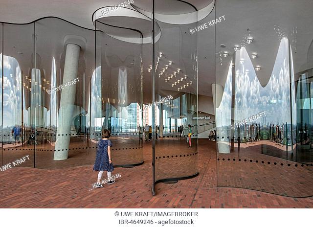 Viewing platform Plaza with transparent wind barriers on the Elbe Philharmonic Hall, Hamburg, Germany