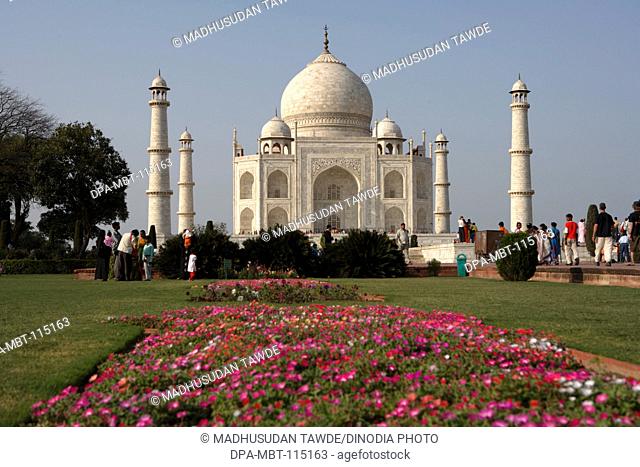 View of Taj Mahal with garden Seventh Wonders of World on the south bank of Yamuna river , Agra , Uttar Pradesh , India UNESCO World Heritage Site