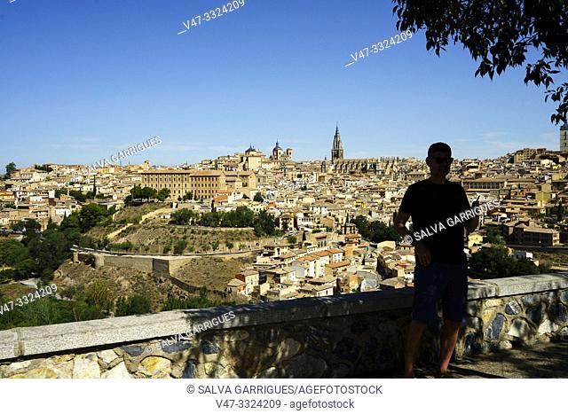 Toledo is known as "the imperial city" for having been the main seat of the court of Charles I5 and also as "the city of the three cultures"