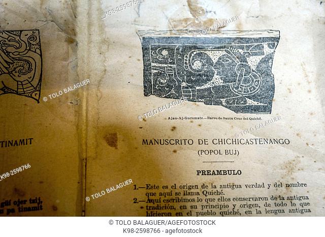 libro sagrado Popol Vuh, museo de la plaza central, Chichicastenango , Municipio del departamento de El Quiché, Guatemala, Central America
