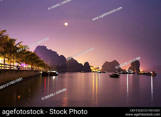 night view to Ha Long bay in Vietnam. (CTK Photo/Ondrej Zaruba)