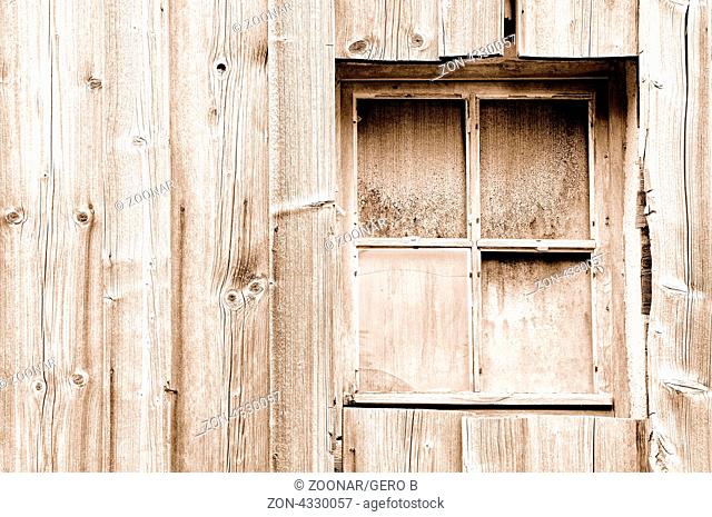 Bretterwand mit verschlossen Fenster sepia, Wooden wall with closed window sepia