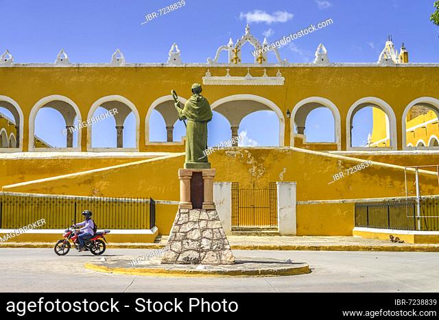 Convento de San Antonio de Padua, Izamal, Yucatan, Mexico, Central America