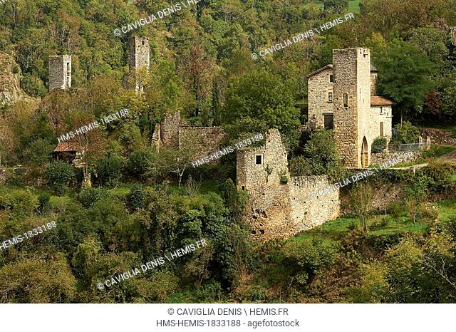 France, Aveyron, Peyrusse le Roc, stop on the Route of Santiago de Compostela, ruins of the medieval village