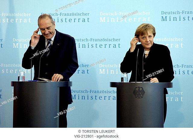 Angela MERKEL ( CDU ), federal chancellor, together with Jacques CHIRAC, president of France, during the meeting of the German French ministry council in the...