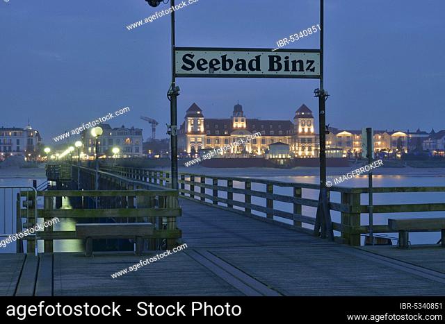 Pier, Binz, Rügen, Mecklenburg-Western Pomerania, Germany, Europe