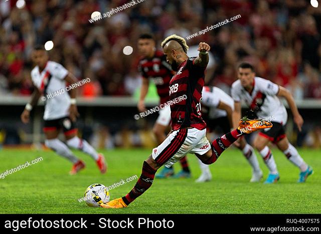 ARTURO VIDAL of Flamengo celebrates your first goal during the match between Flamengo and Atletico-GO as part of Brasileirao Serie A 2022 at Maracana Stadium on...