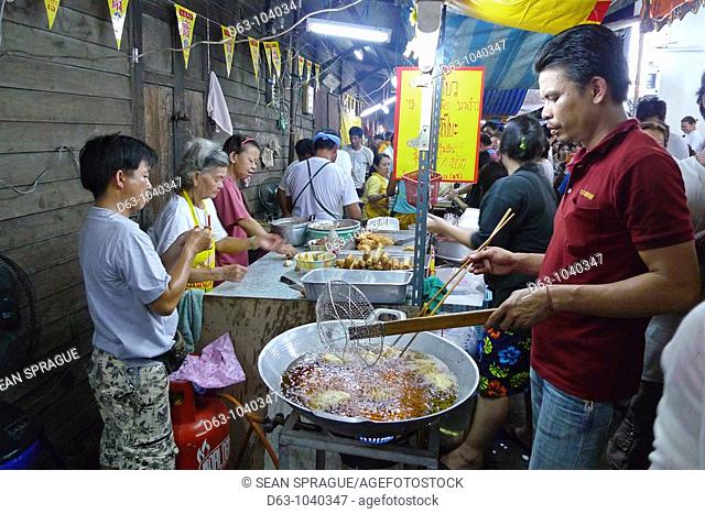 Foodstall on the street, Chinatown, Bangkok, Thailand