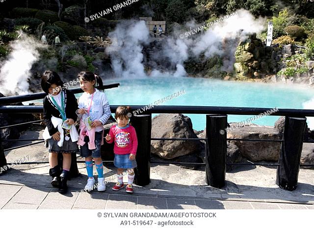 One of Japan's most popular hot springs resort cities, Beppu counts 140. 000 Inhabitants between a bay of the Inland Sea and two dormant volcanoes