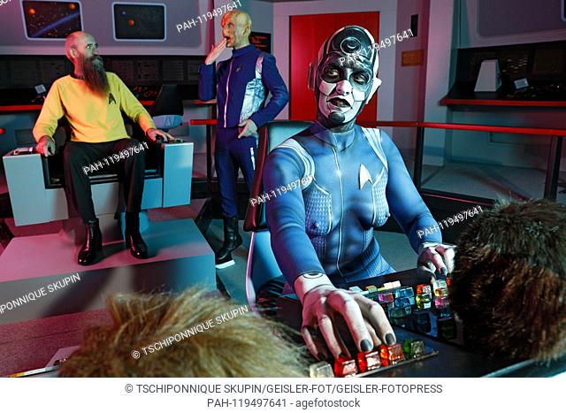 GEEK ART - Bodypainting meets SciFi, Fantasy and more: 'Star Trek Discovery' Photoshooting with Model Barbara Wegener as Airiam