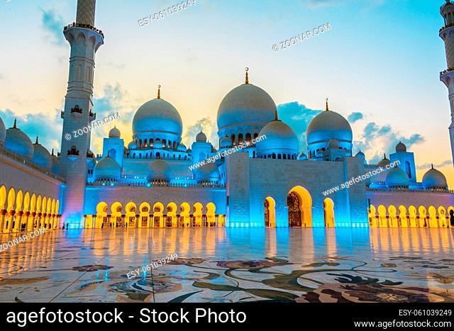 Sheikh Zayed Grand Mosque in Abu Dhabi, United Arab Emirates after sunset