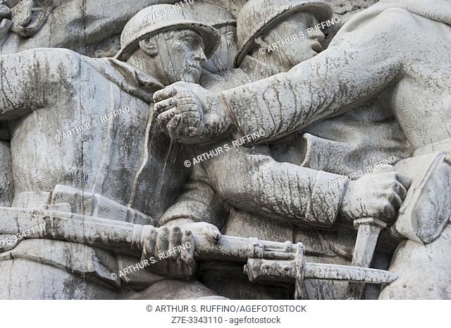 Battle scene of the Italian Third Army during World War I. High-relief sculpture by Vico Consorti. Ponte Duca d'Aosta (Duke of Aosta Bridge) spanning the Tiber...
