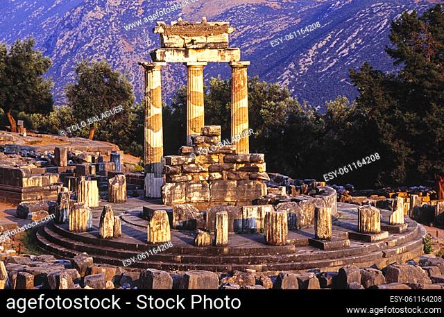 Santuario de Apolo en las laderas del monte Parnaso. Delfos. Sterea Ellada. Grecia