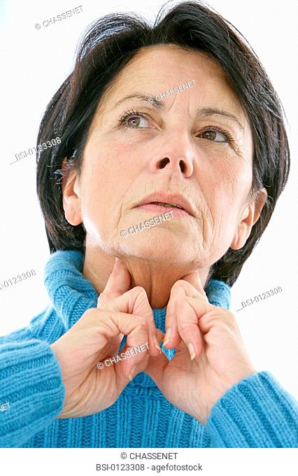 ELDERLY PERSON WITH SORE THROAT Model