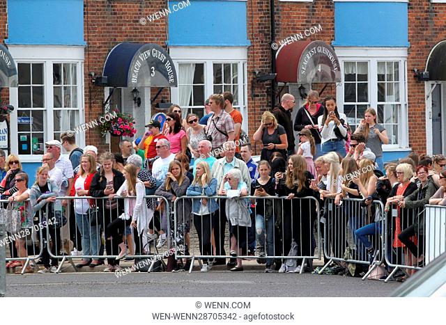 Crowds of Harry Style's fans gather in Weymouth, Dorset near the set of 'Dunkirk' where scenes are being filmed Featuring: Atmosphere Where: Weymouth, Dorset