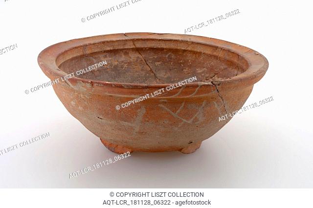 Earthenware bowl, unglazed, on three stand lobes, bowl crockery holder soil find ceramic pottery, hand-turned baked Pottery dish unglazed on three stand lobes