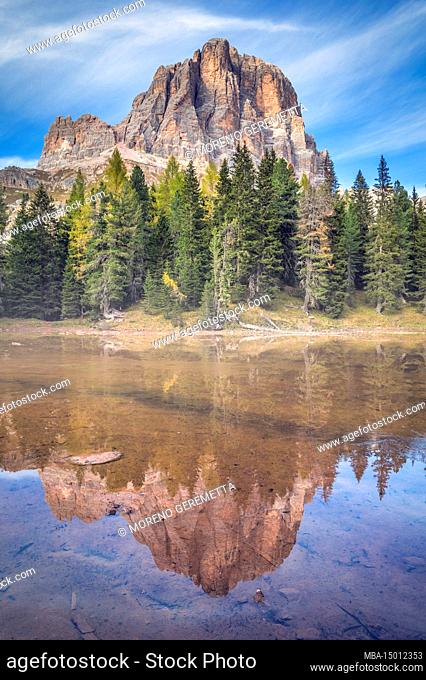 Italy, Veneto, Cortina d'Ampezzo, the small lake of Bain de Dones and the Tofana di Rozes, Dolomites