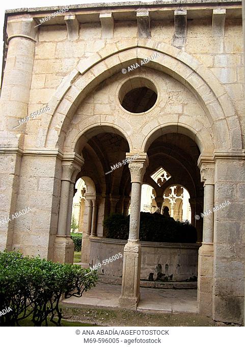 Cloister of Santes Creus Cistercian monastery. Tarragona province, Catalonia, Spain