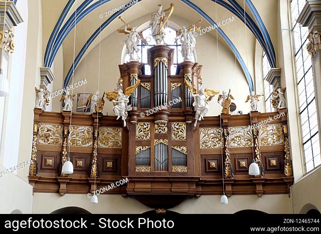 Pfarrkirche St. Maria von den Engeln - Orgel, Brühl, Nordrhein-Westfalen, Deutschland