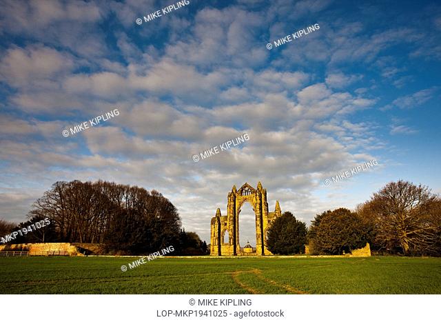 England, Redcar & Cleveland, Guisborough. The remains of Gisborough Priory, founded in 1119 by Robert Bruce and largely destroyed in the Dissolution of the...