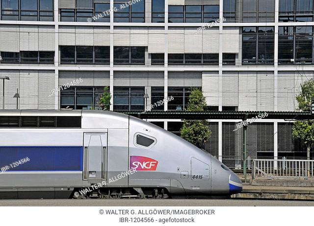 French express train TGV Stuttgart to Paris, Central Station, Stuttgart, Baden-Wuerttemberg, Germany, Europe